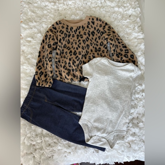 Baby Girl Carter's Leopard Print Pullover, Bodysuit & Pants Set SIZE 24M - Picture 5 of 16